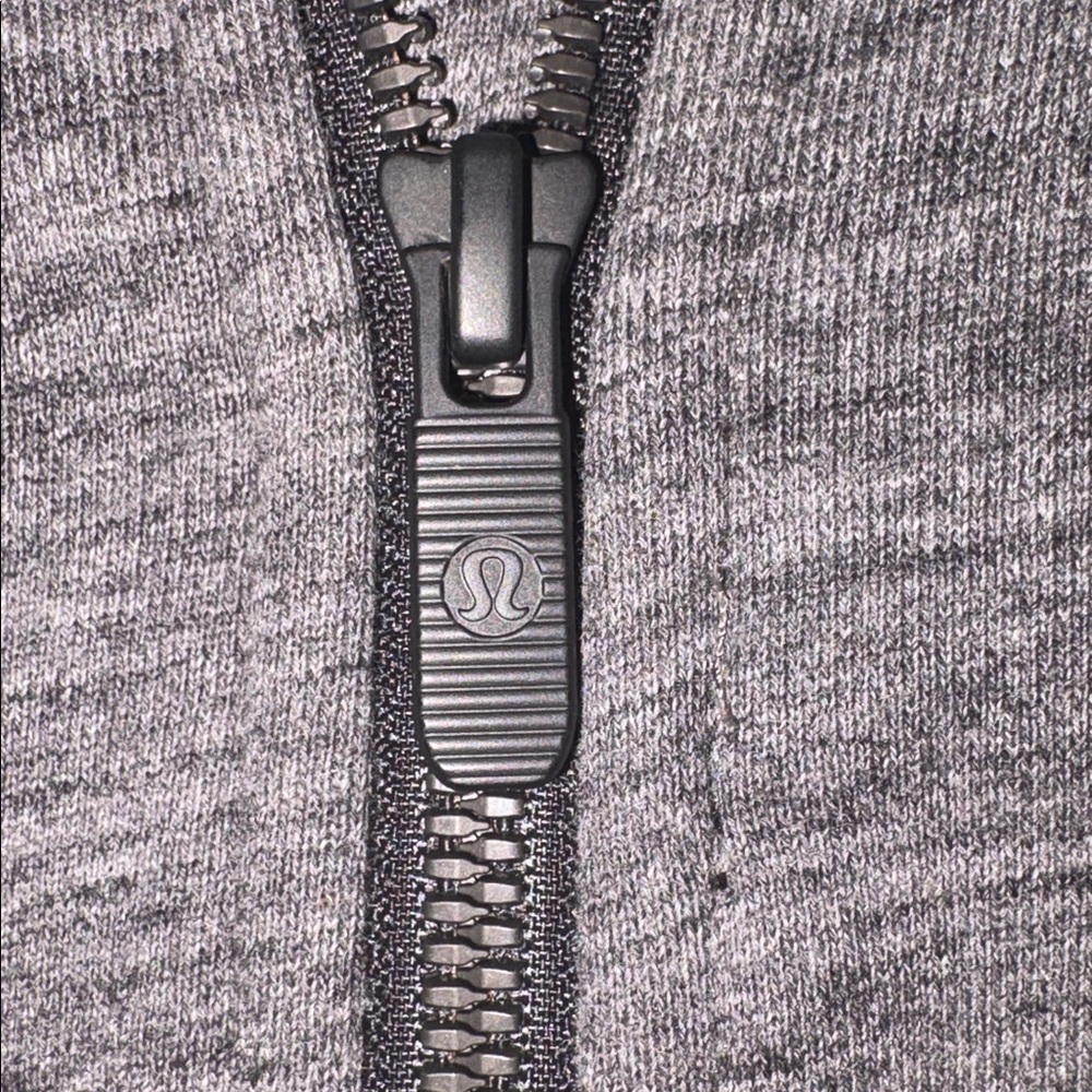 Lululemon charcoal gray zip-up size 8 - Picture 3 of 6